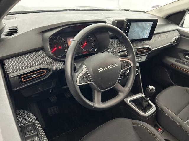 Dacia Sandero image 1