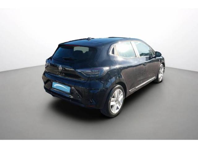 Renault Clio image 8
