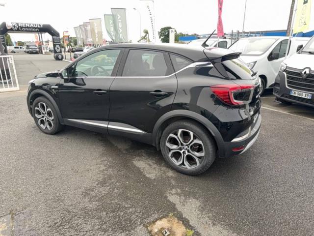 Renault Captur image 2