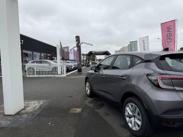 Renault Captur image 1