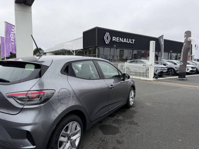Renault Clio image 1