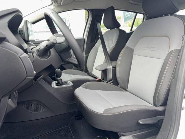Dacia Sandero image 3