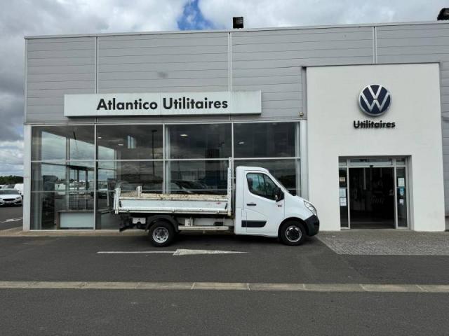 Renault Master image 1