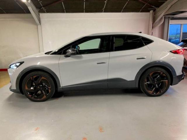 Cupra Tavascan image 4