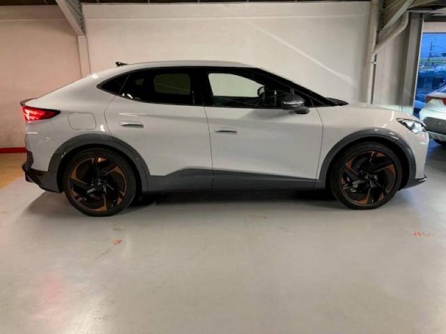 Cupra Tavascan image 2