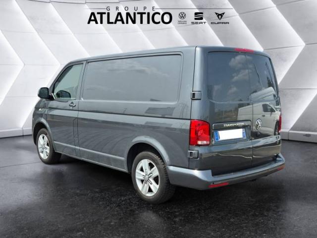 Volkswagen Transporter image 7