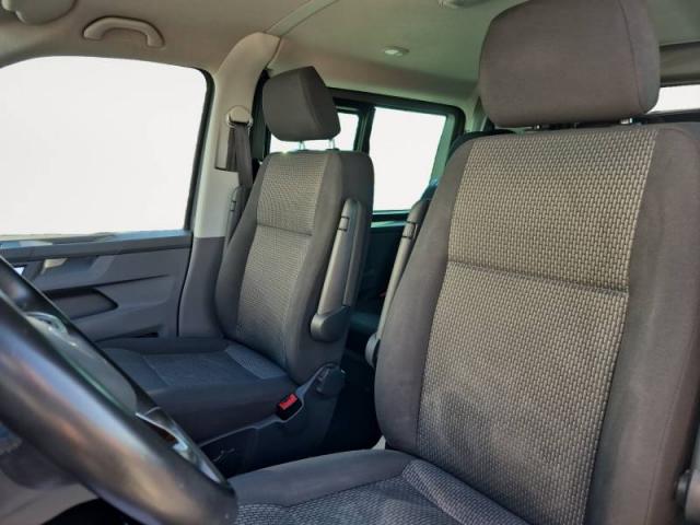 Volkswagen Transporter image 8