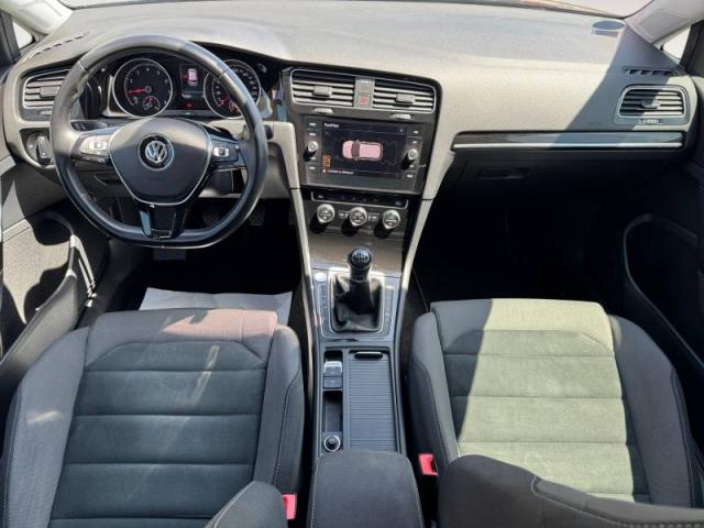 Volkswagen Golf image 5