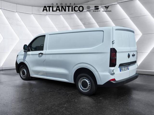 Volkswagen Transporter image 2