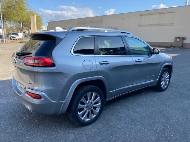 Jeep Cherokee image 6