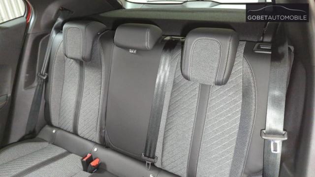 Peugeot 2008 image 5
