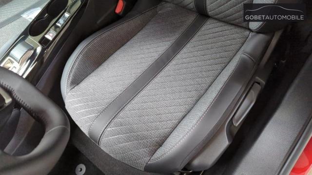 Peugeot 2008 image 9