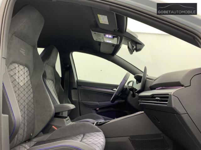 Volkswagen Golf image 8