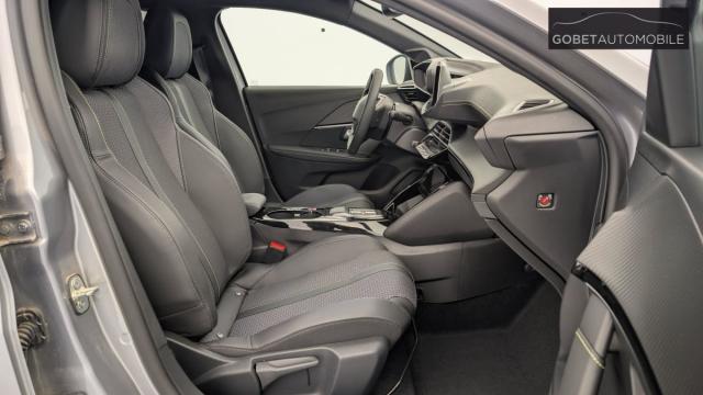 Peugeot 208 image 5
