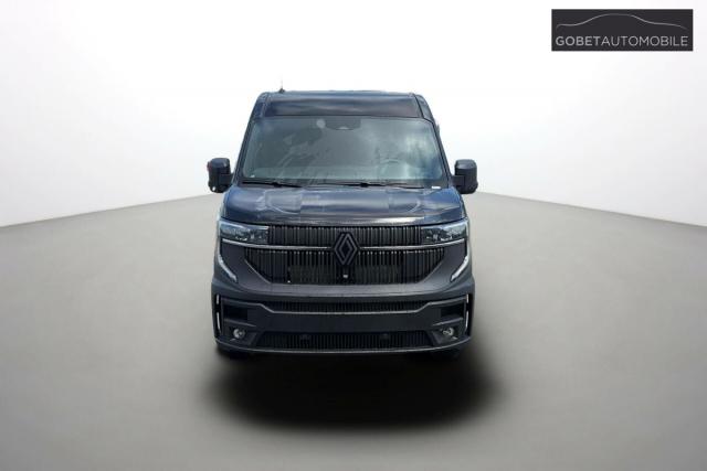 Renault Master image 2