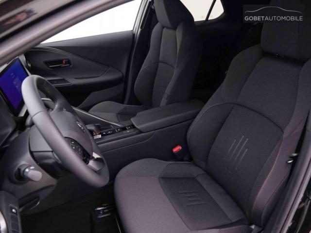 Toyota C-Hr image 7