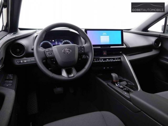 Toyota C-Hr image 6
