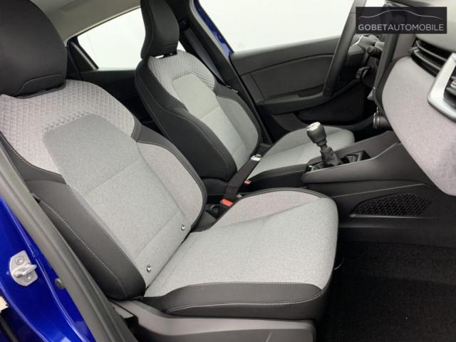 Renault Clio image 9