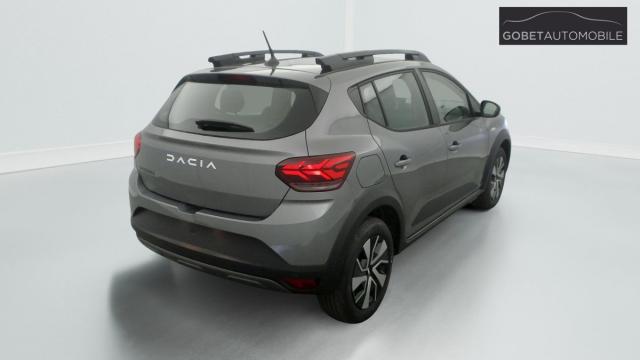 Dacia Sandero image 1