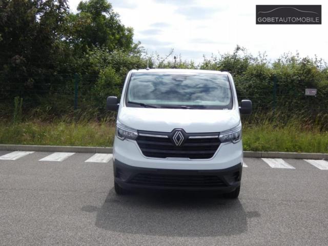 Renault Trafic image 8