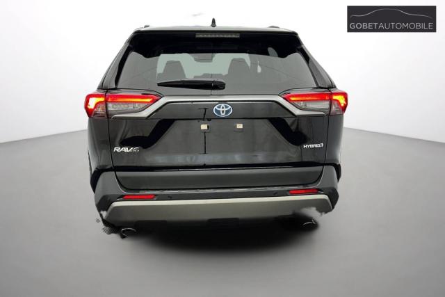 Toyota Rav4 image 8