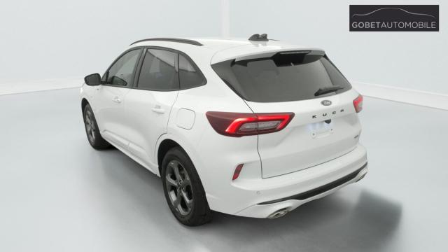 Ford Kuga image 8