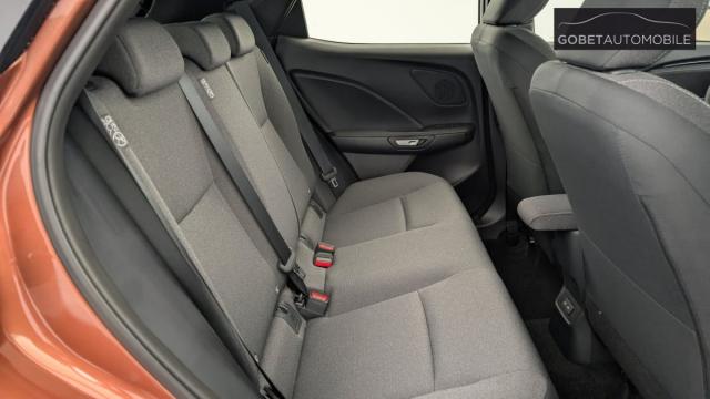 Lexus Lbx image 2