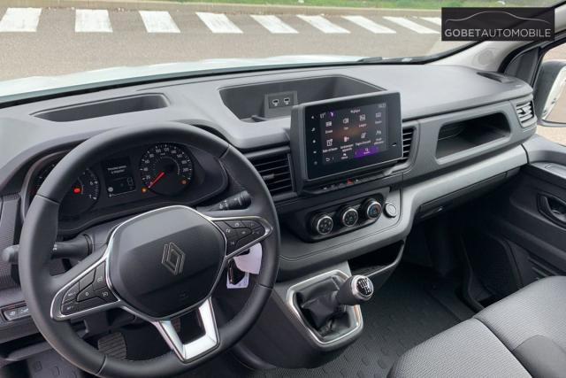 Renault Trafic image 7