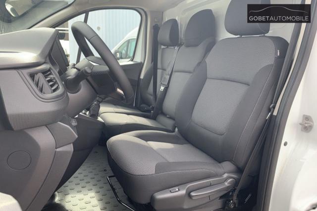 Renault Trafic image 1
