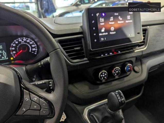 Renault Trafic image 6