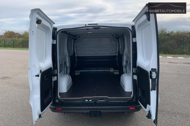 Renault Trafic image 7