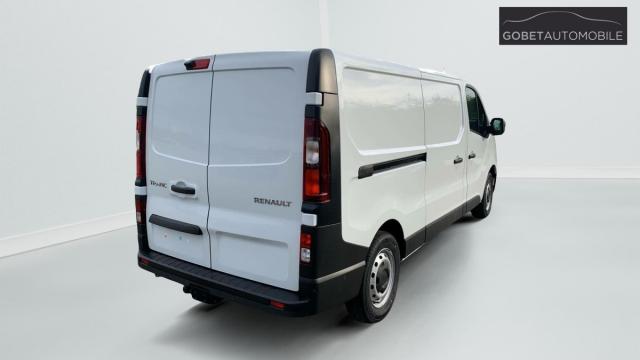 Renault Trafic image 2