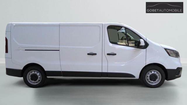 Renault Trafic image 2