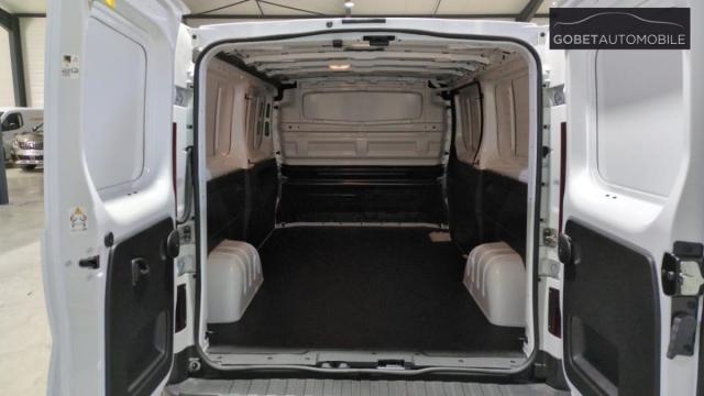 Renault Trafic image 4