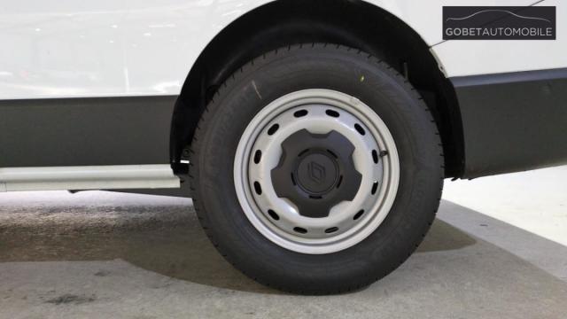 Renault Trafic image 1