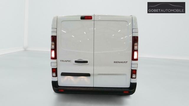 Renault Trafic image 2