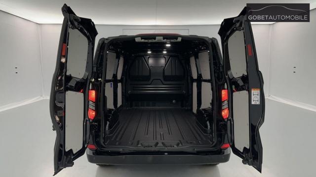 Ford Transit Custom image 2