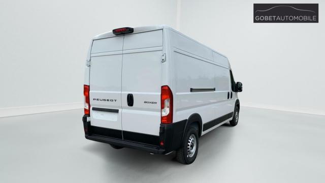 Peugeot Boxer image 1