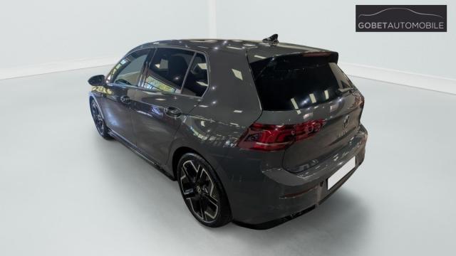 Volkswagen Golf image 9