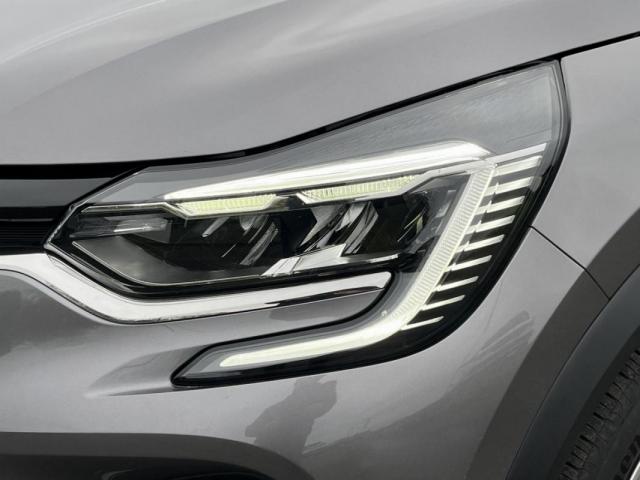 Renault Captur image 8