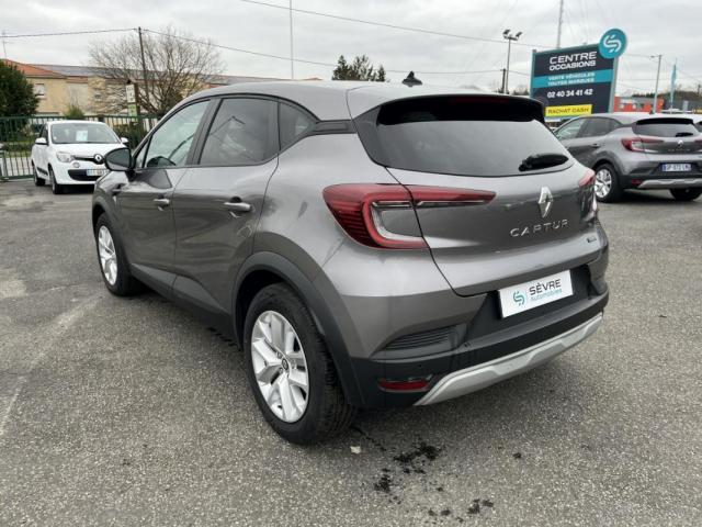 Renault Captur image 2