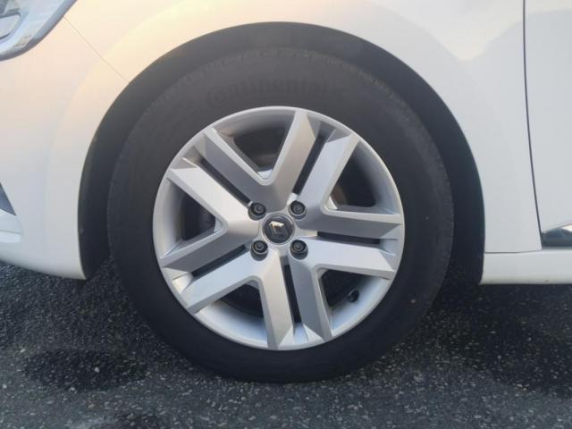 Renault Clio image 9