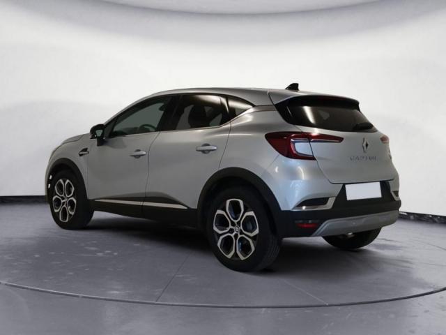 Renault Captur image 8