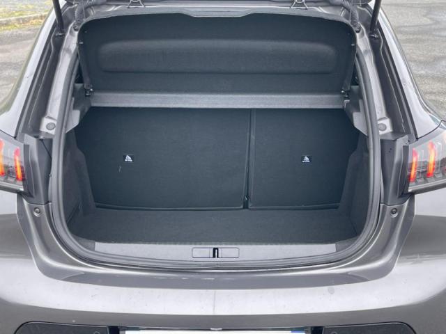 Peugeot 208 image 5