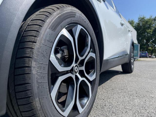 Renault Captur image 2