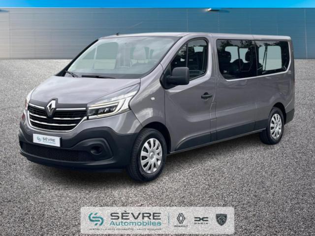 Renault Trafic image 2