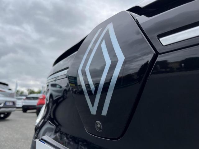Renault Mégane E-Tech image 2