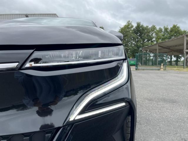 Renault Mégane E-Tech image 8