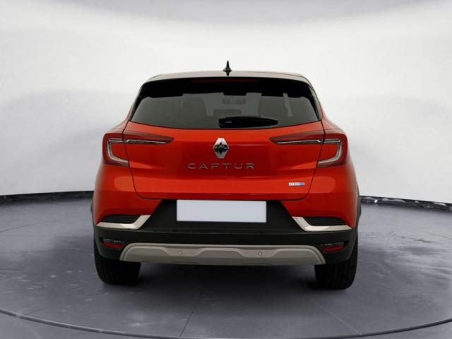 Renault Captur image 1