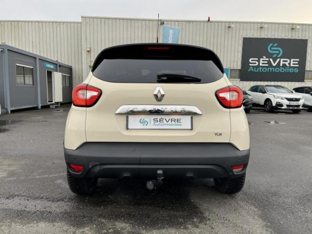 Renault Captur image 2